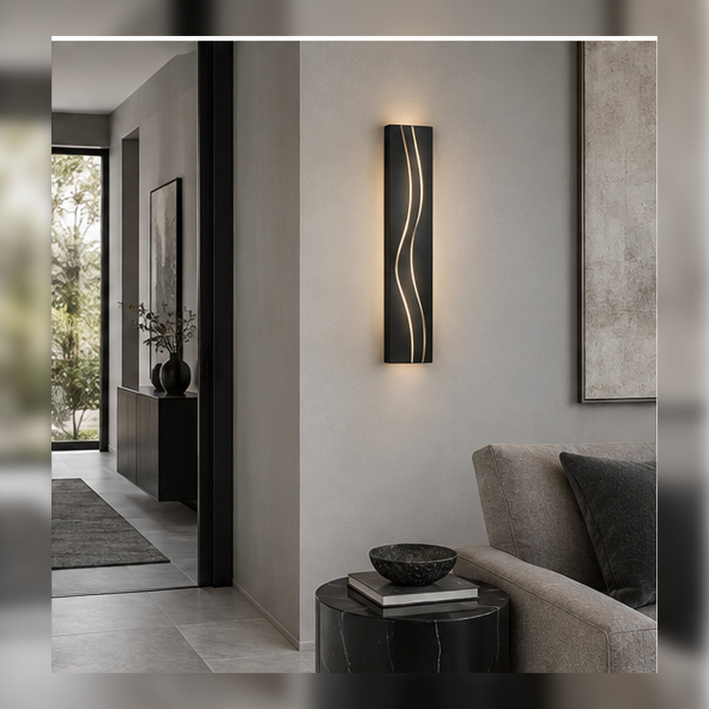 Applique Sillon Noir – Éclairage vertical à trois lignes lumineuses